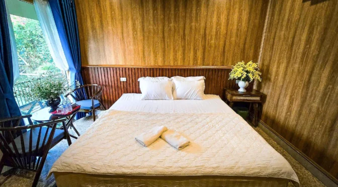 Deluxe Double Room With Pool View – 1 King Size Bed